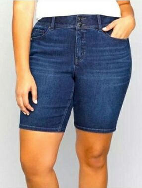 Lane Bryant High Rise Bermuda Denim Stretch Jean Shorts Sz 18